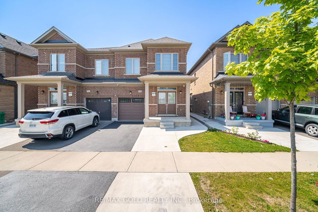 109 Cobriza Crescent