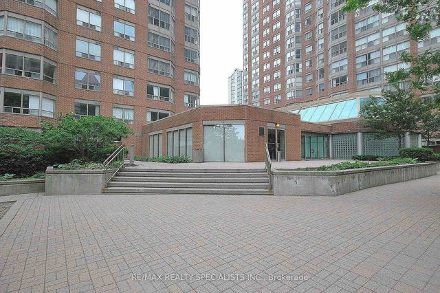 1708 - 335 Webb Drive