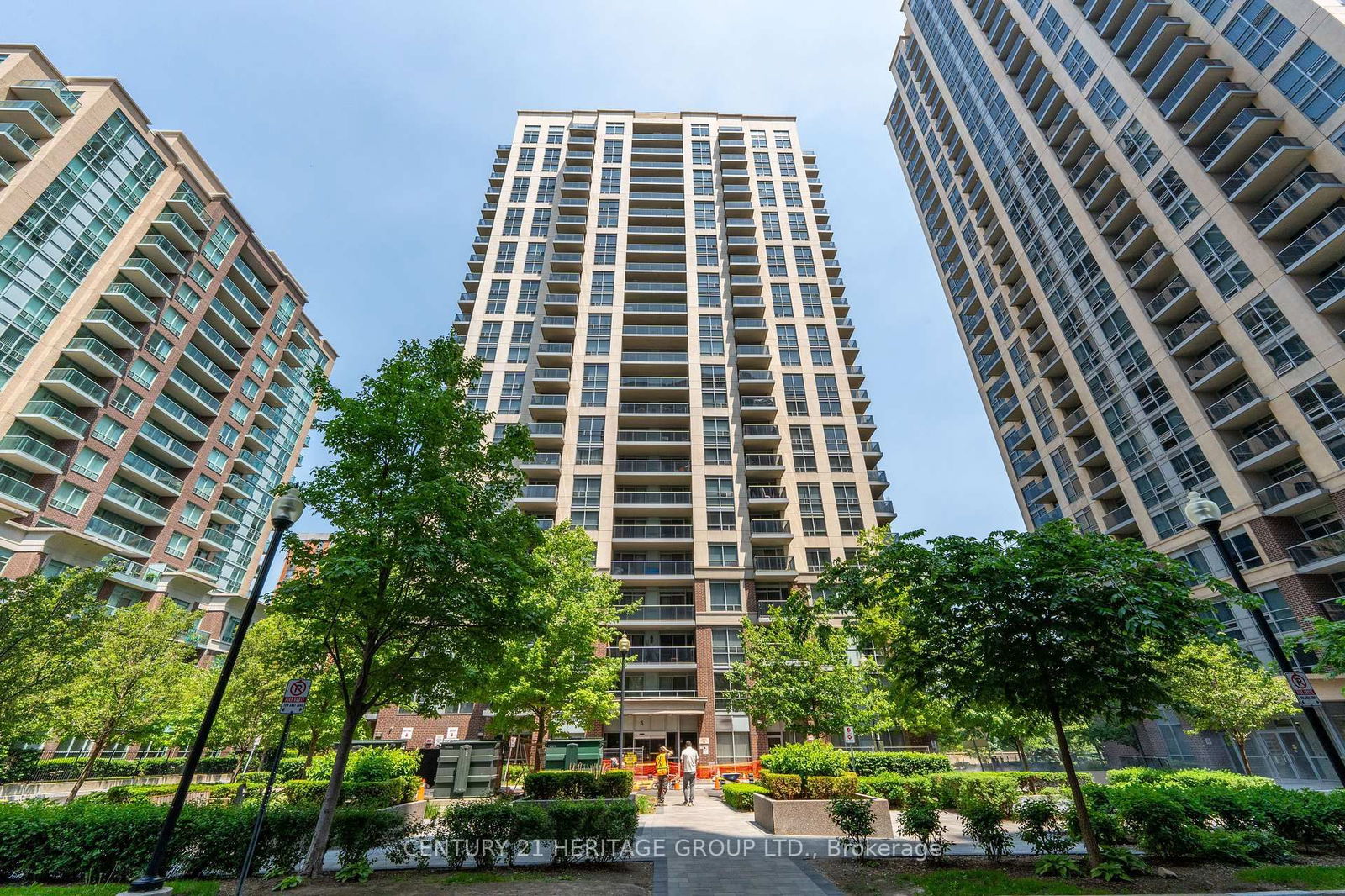 Condo for sale at 2002-5 Michael Power Place, Toronto, Islington-City Centre West, M9A 0A3 - MLS: W12219425
