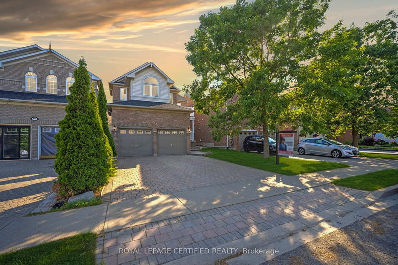 252 Vintage Gate, Brampton, L6X 5B7 | Image 2