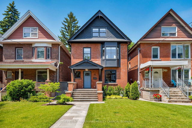 12 Hewitt Avenue