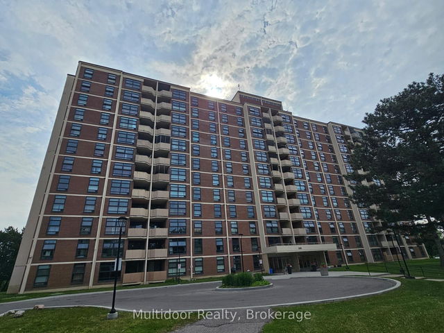 1112 - 335 Driftwood Avenue