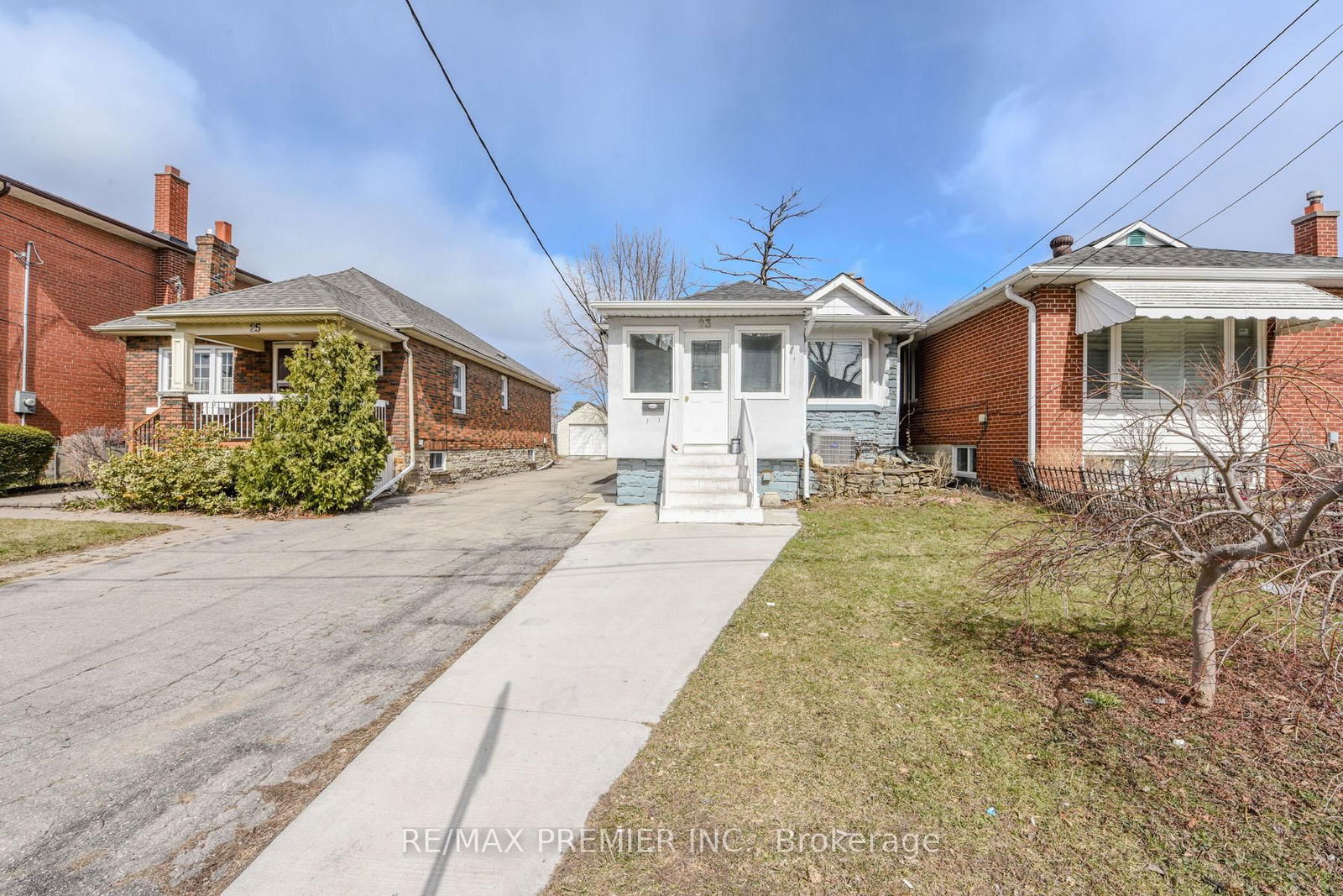 Detached House for sale at 23 Rectory Road, Toronto, Weston, M9N 1R1 - MLS: W12220100