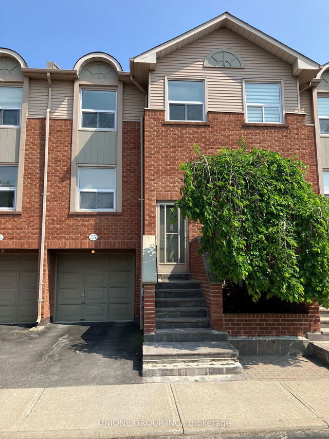 7 - 1570 Reeves Gate