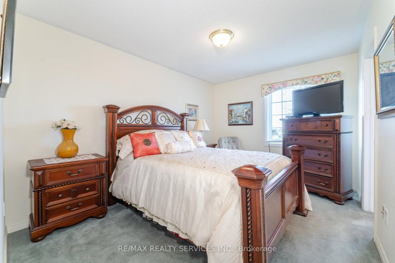 8 Sherbo Brampton,ON L7A 1P9 — Photo 30