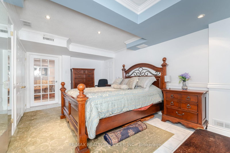 8 Sherbo Brampton,ON L7A 1P9 — Photo 42