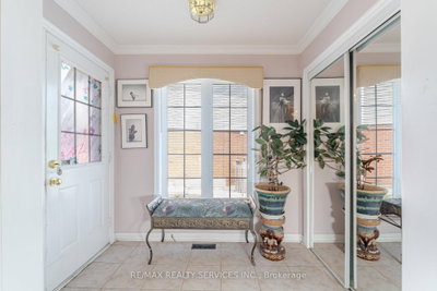 8 Sherbo Brampton,ON L7A 1P9 — Photo 7