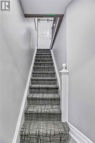 Unit 2nd Floor — 75 Yarmouth Rd, Toronto - Dovercourt-Wallace Emerson-Junction image-0-1