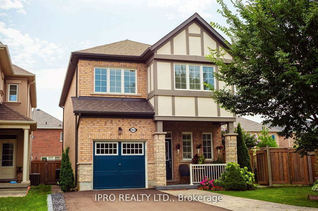 954 Penson Crescent