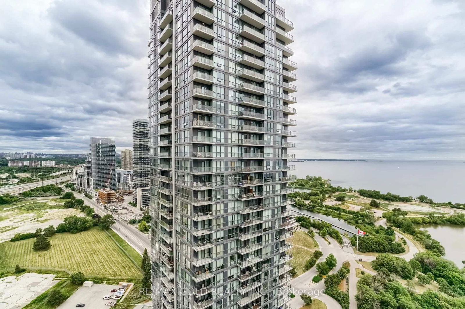 Property at 2212 Lakeshore
