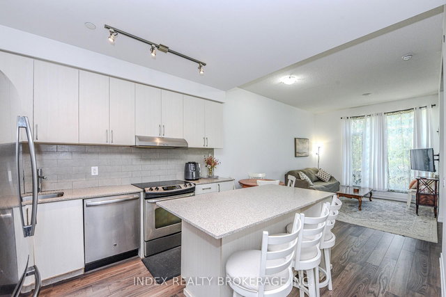 103 - 2560 Eglinton Avenue