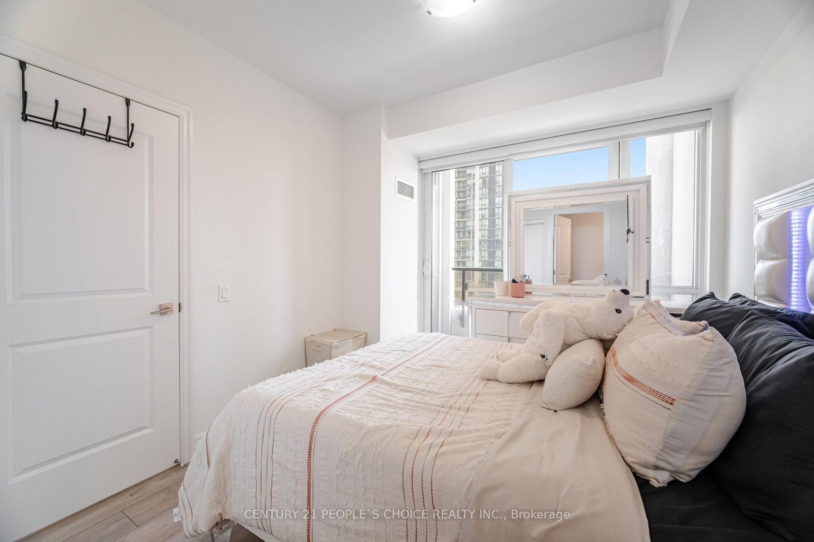 36 Elm Drive W, Unit 606 - Photo 17