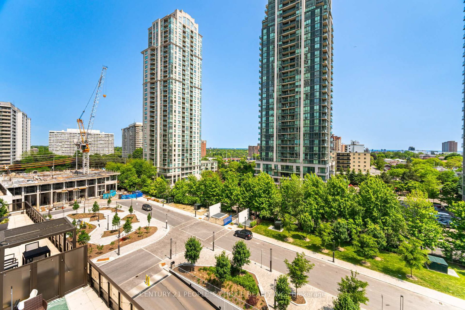 36 Elm Drive W, Unit 606 - Photo 26