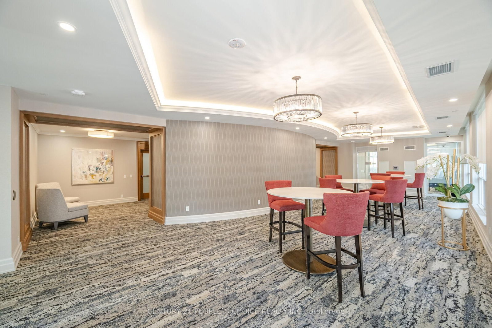 36 Elm Drive W, Unit 606 - Photo 32