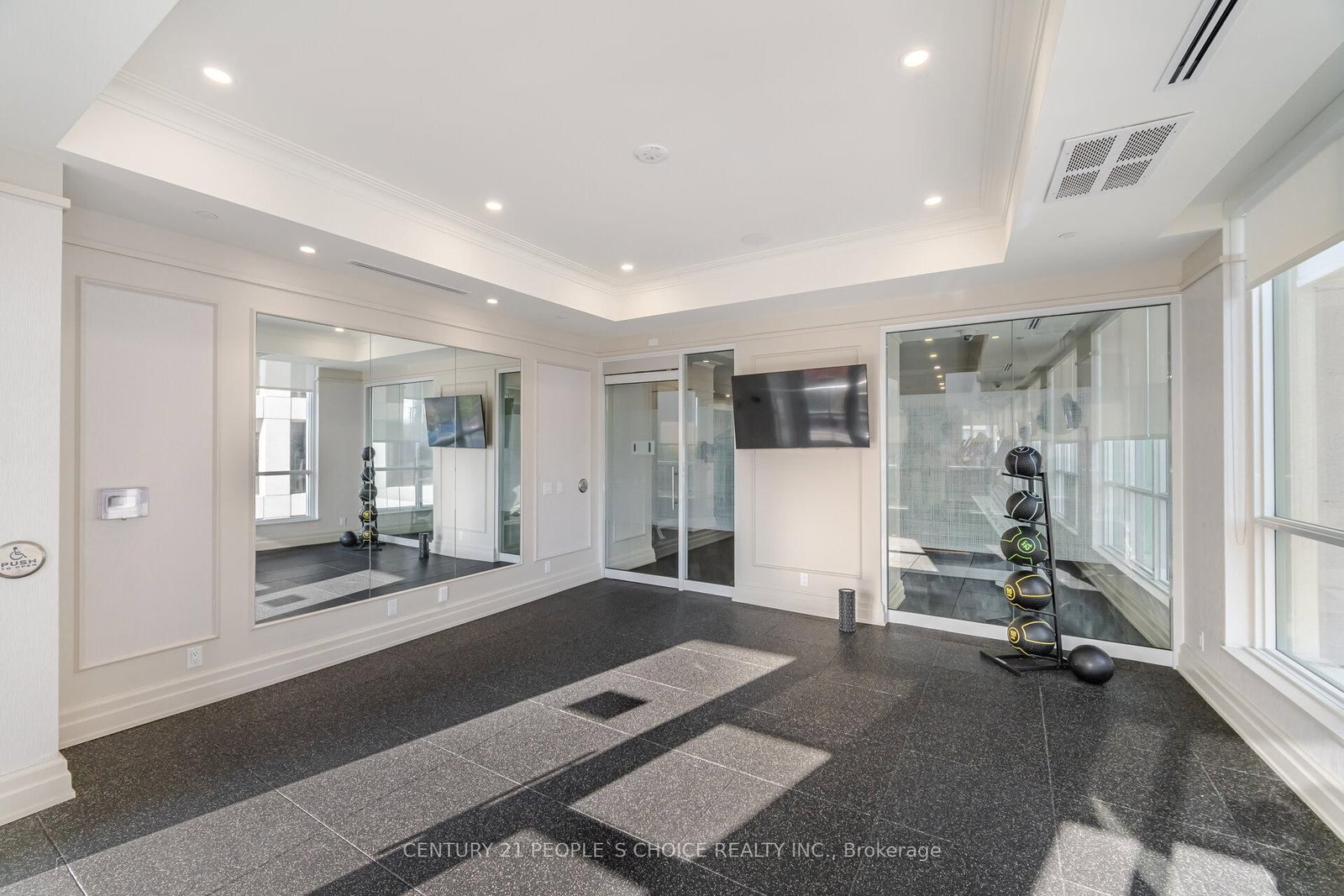 36 Elm Drive W, Unit 606 - Photo 48