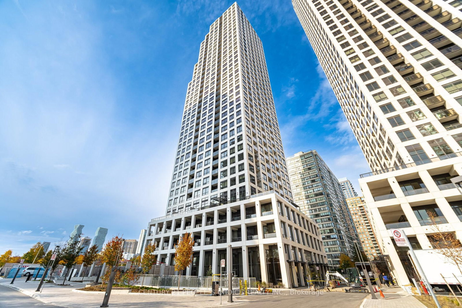 36 Elm Drive W, Unit 606 - Photo 49