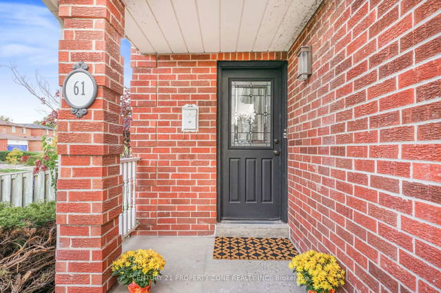 61 Ecclestone Drive