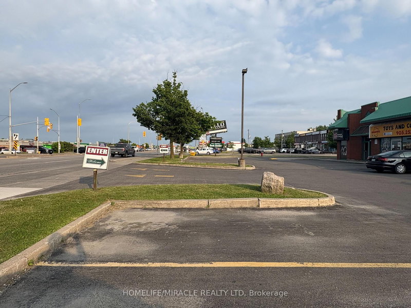 4 - 256 Queen St S, Caledon, L7E 4T7 | Image 2