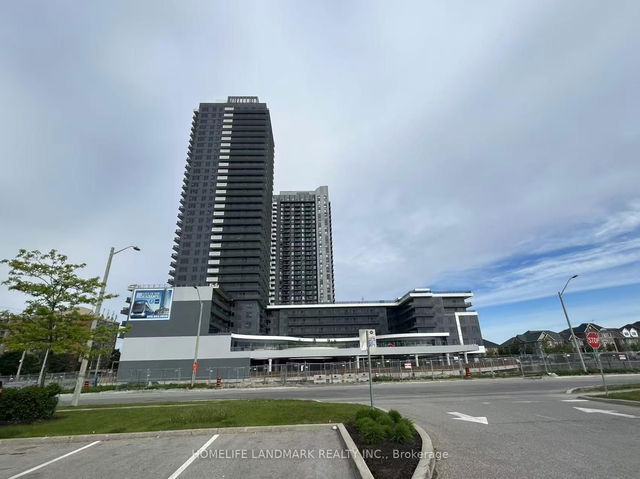 708 - 5105 Hurontario Street