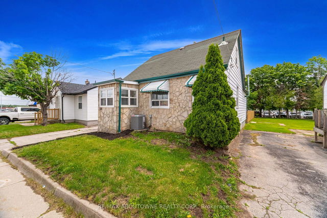 128 Cross Avenue