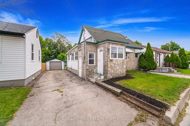 128 Cross Avenue