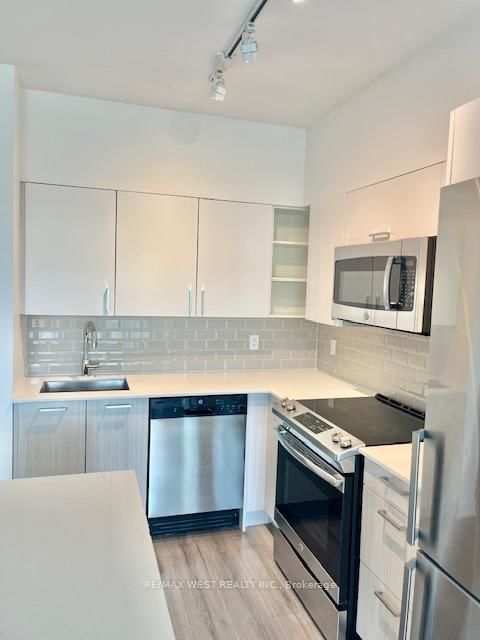 311 - 385 Osler Street