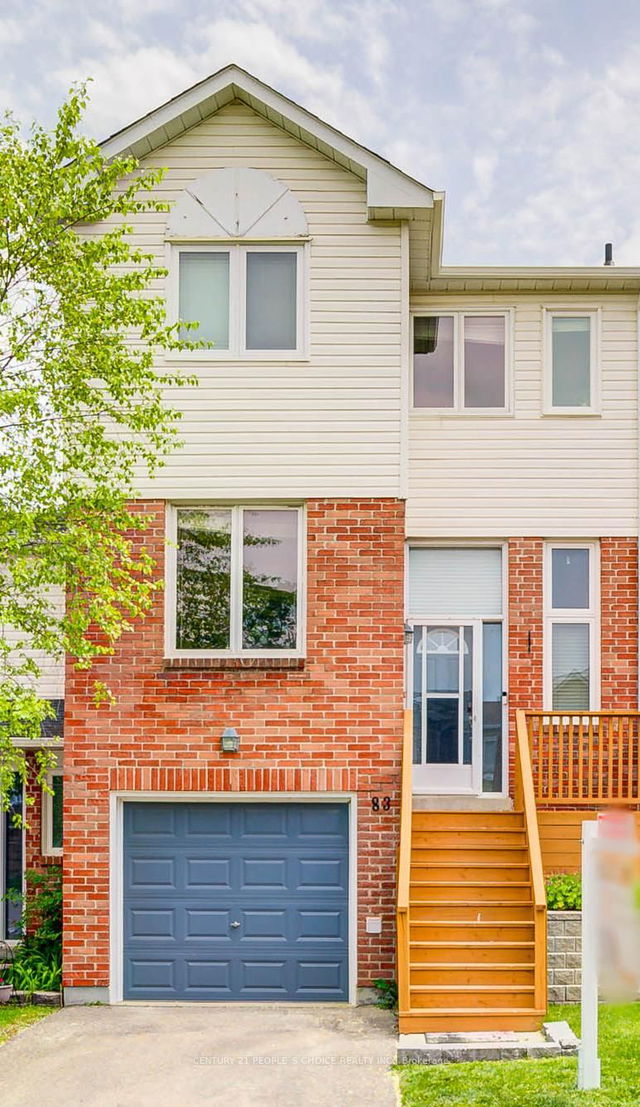 83 Corey Circle