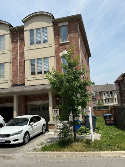 3 Hobart Gdns, Brampton - Heart Lake East