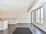 Th 4 - 70 Eastwood Park Gardens