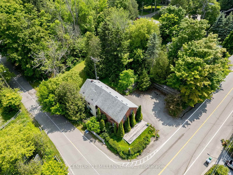 815 Forks Of The Credit Rd, Caledon, L7K 0E7 | Image 2