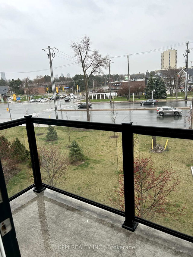 402 East Mall Drive
