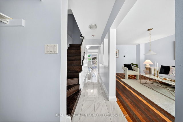 34 Greenbriar Road