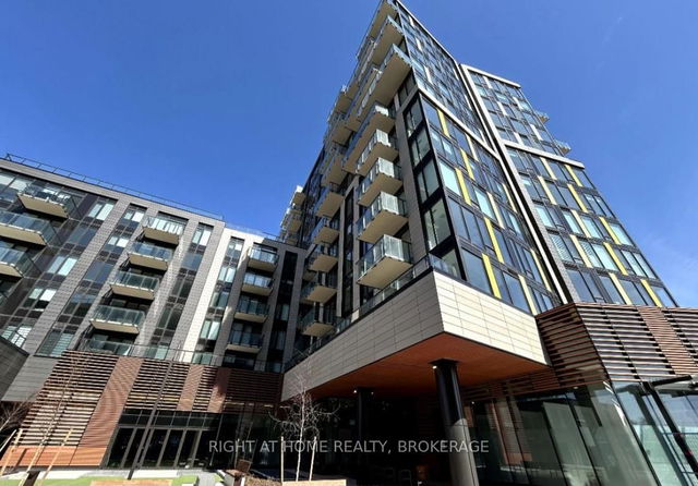 401 - 1415 Dundas Street E