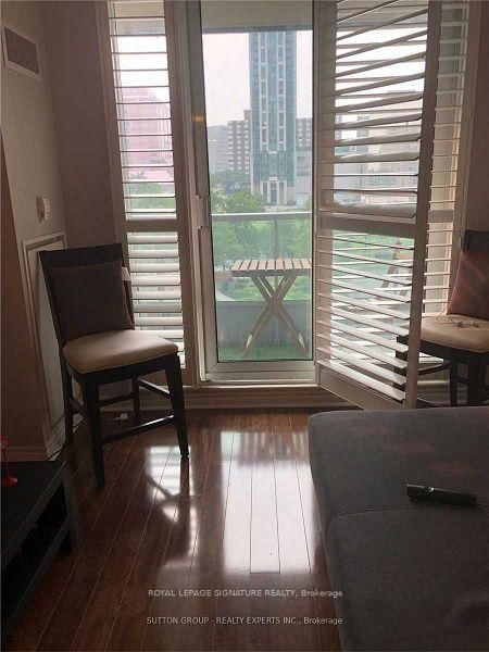 407 - 33 Elm Drive