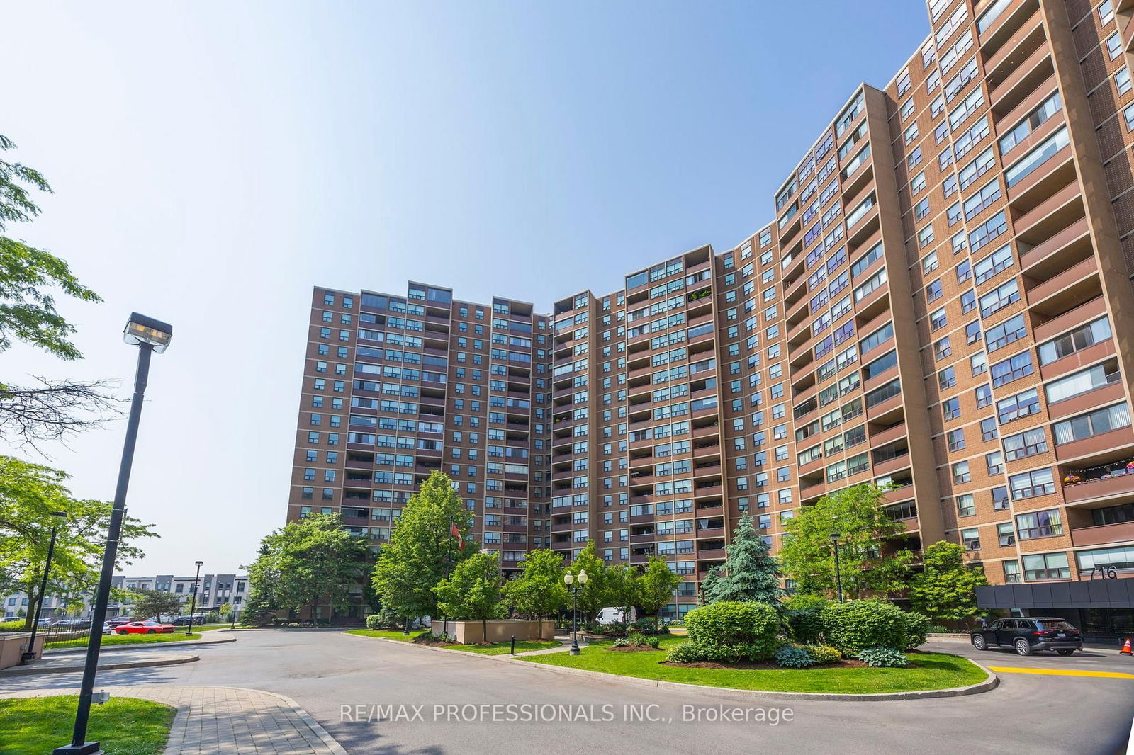 Condo for sale at 1810-714 The West Mall, Toronto, Eringate-Centennial-West Deane, M9C 4X1 - MLS: W12222751