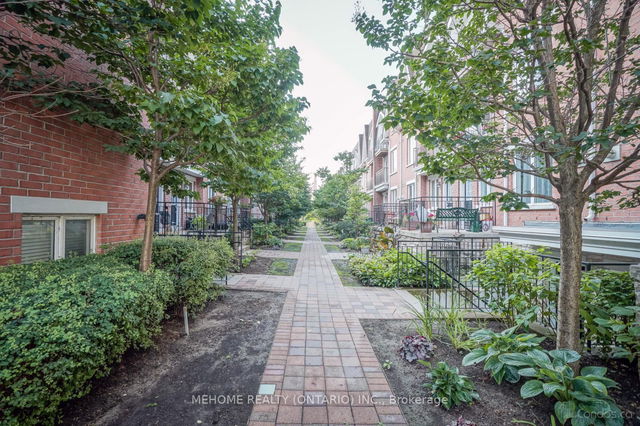 1124 - 20 Laidlaw Street