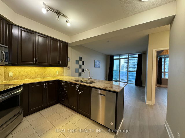 2808 - 80 Absolute Avenue