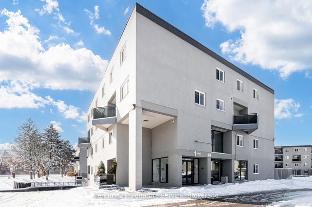 15 - 2001 Bonnymede Drive