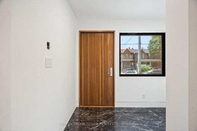 1 - 105 Campbell Avenue