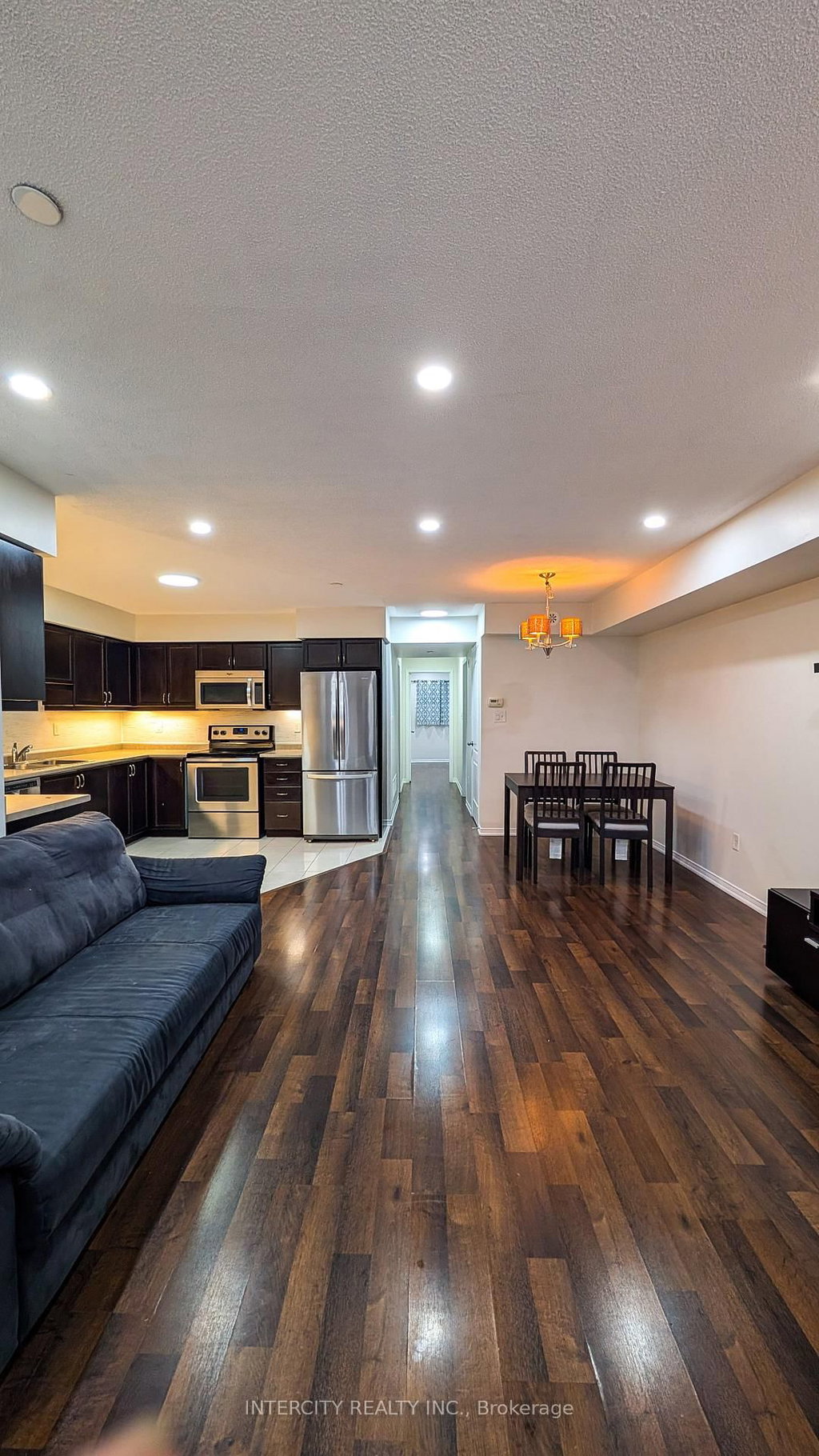 5 - 51 Hays Boulevard 4