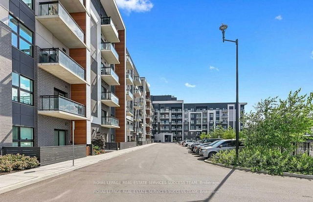 325 - 128 Grovewood Common