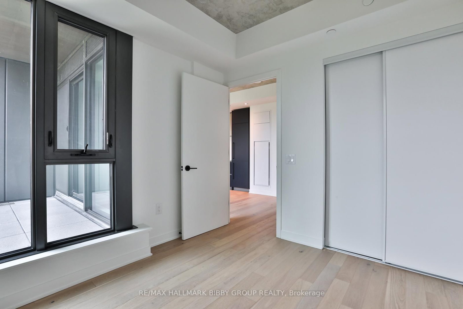 2625 Dundas Street W, Unit 507 - Photo 10