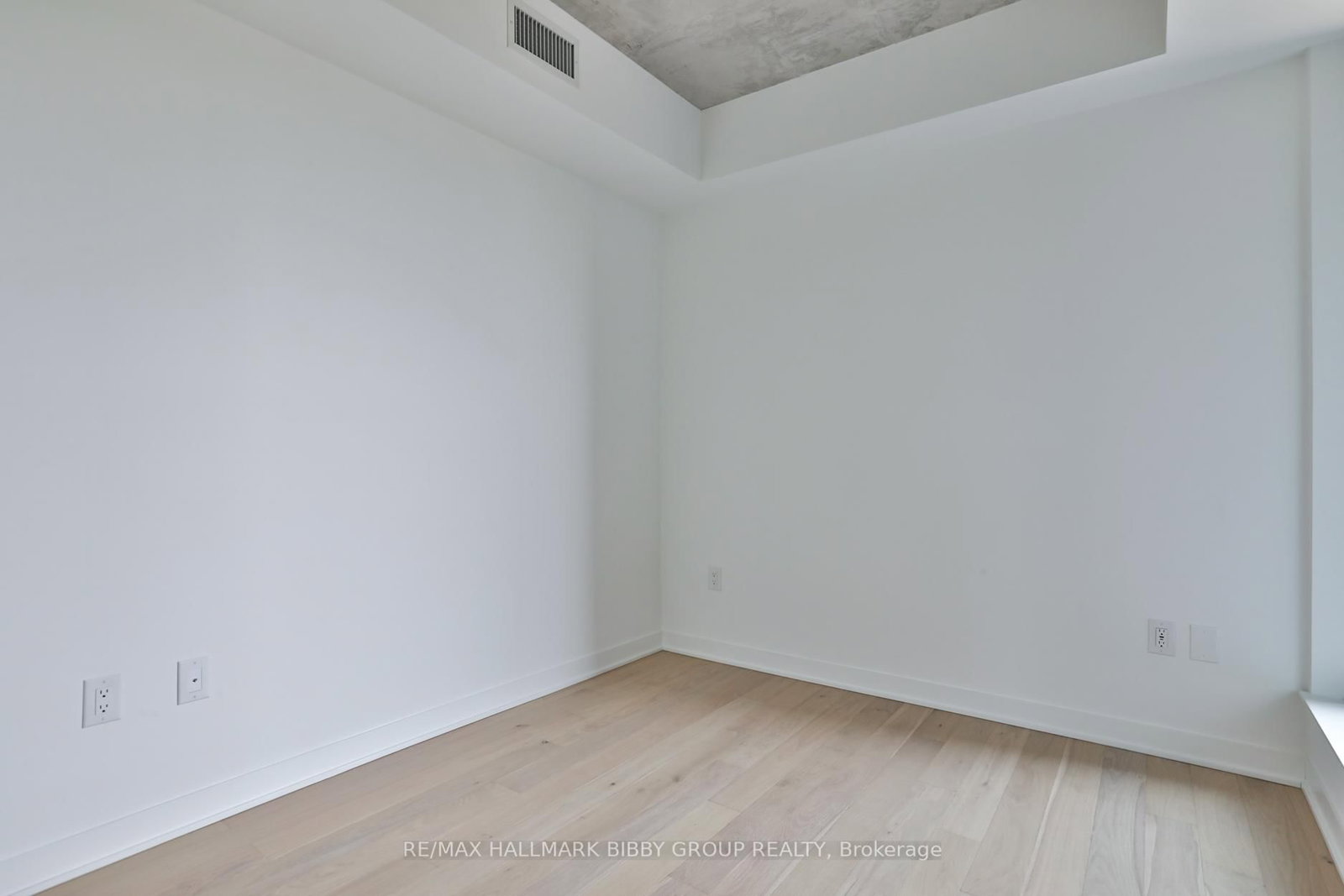 2625 Dundas Street W, Unit 507 - Photo 13