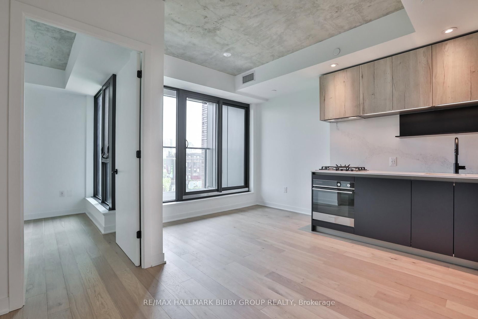 2625 Dundas Street W, Unit 507 - Photo 5