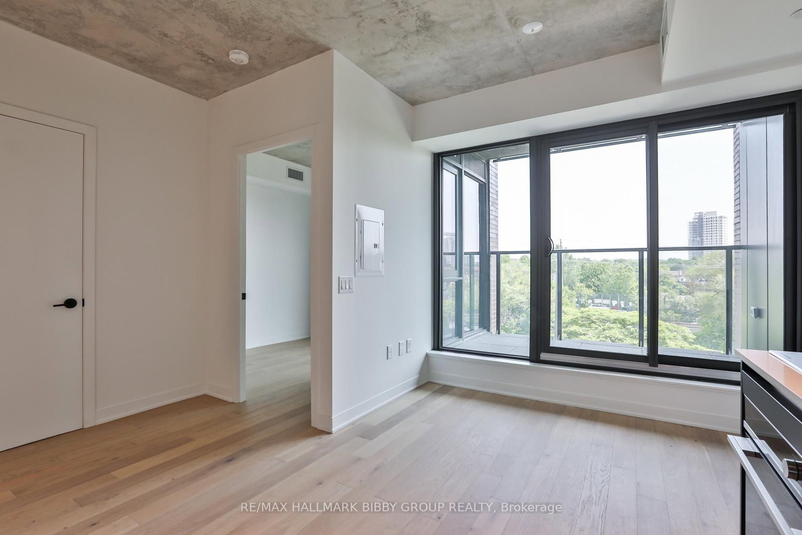 2625 Dundas Street W, Unit 507 - Photo 8