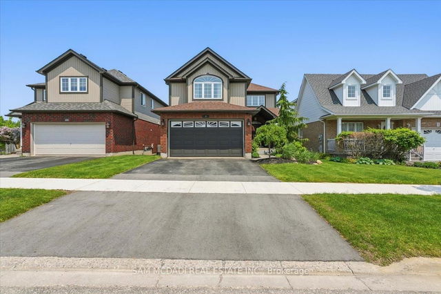 3 Maude Court