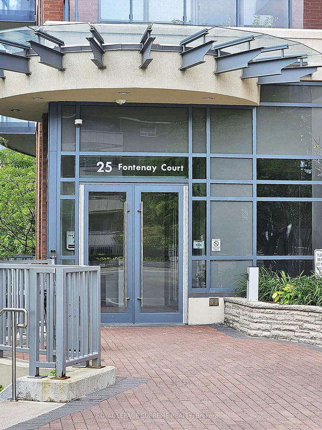 1906 - 25 Fontenay Court