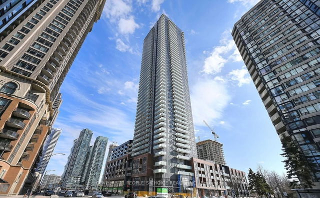 4404 - 430 Square One Drive