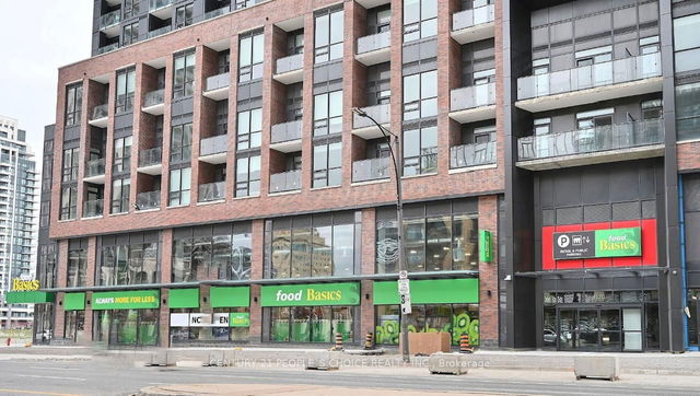 4404 - 430 Square One Drive