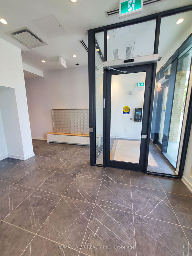 307 - 6 Chartwell Road